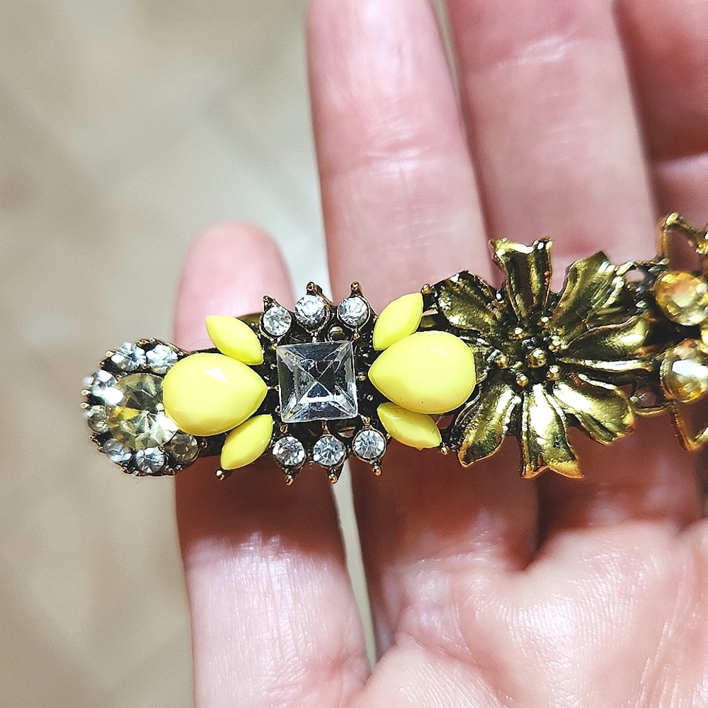 Nordstrom Swarovski Crystal Floral Barrette - Picture 3 of 7